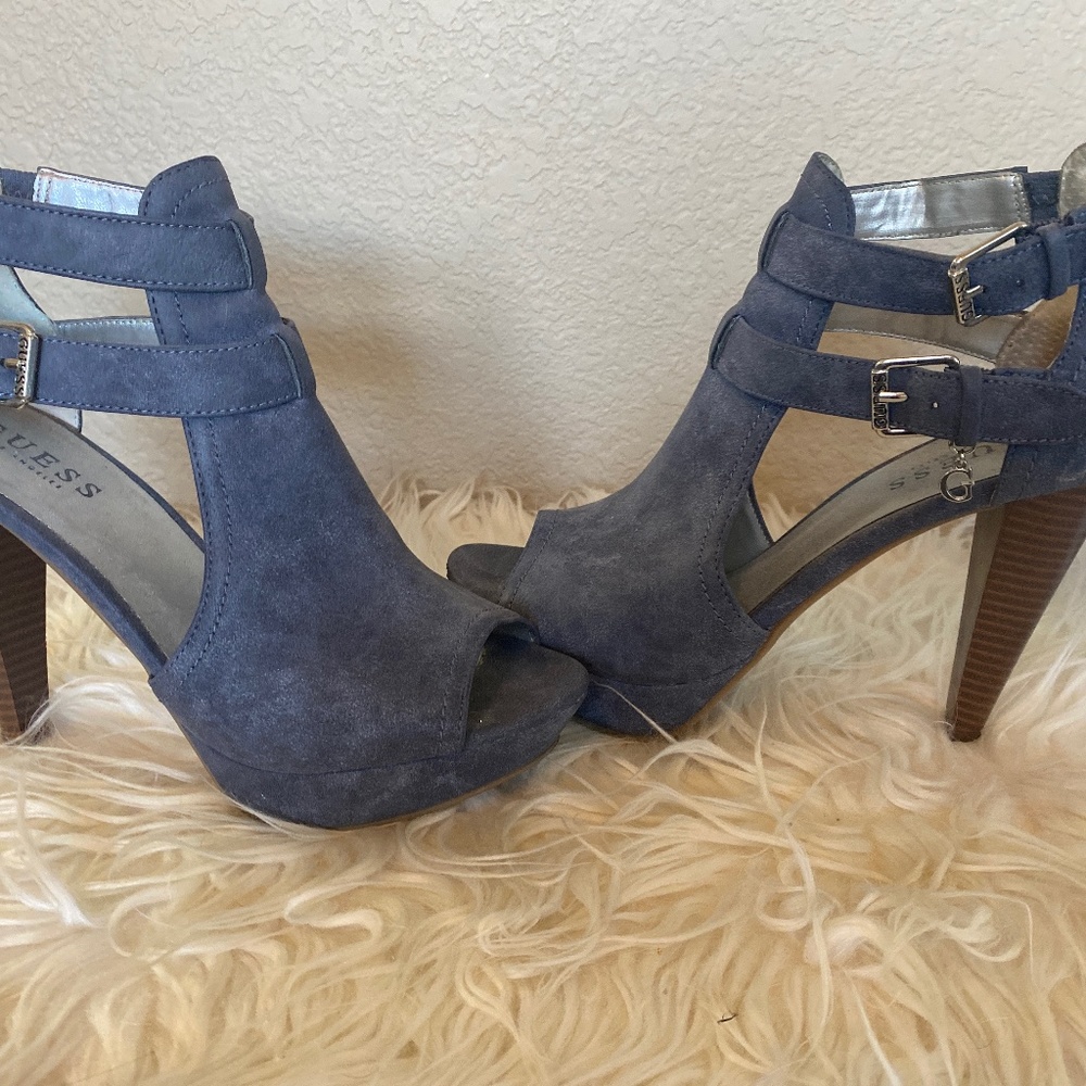 GUESS SHOES